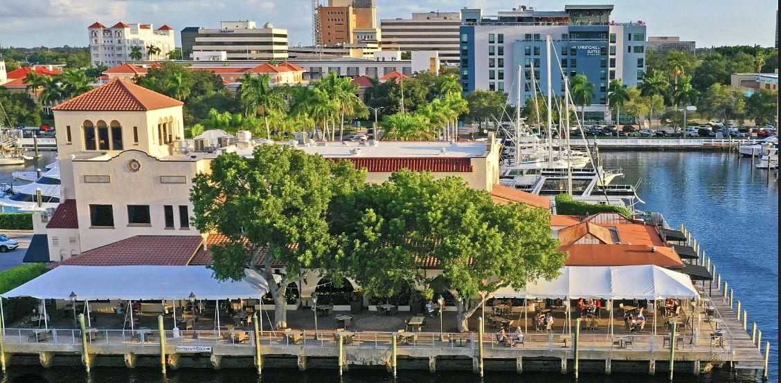 The Wedding Website of Rachel Jonozzo and Niall Lewison