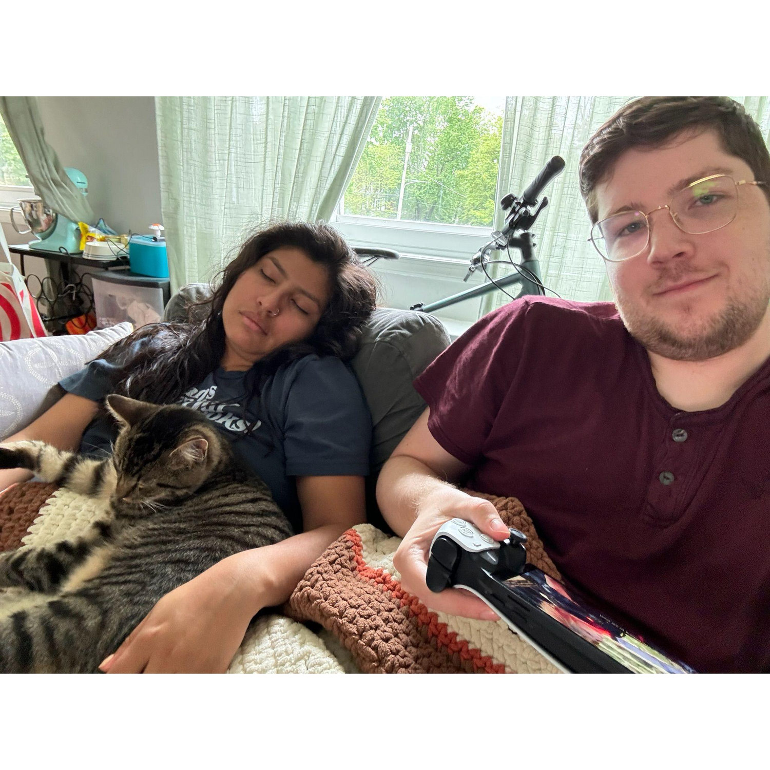 Ana and Sam love a nap, Fred loves a bad picture of Ana