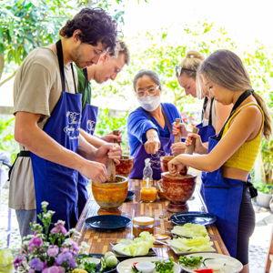 Cooking Class in Thailand- Honeymoon!