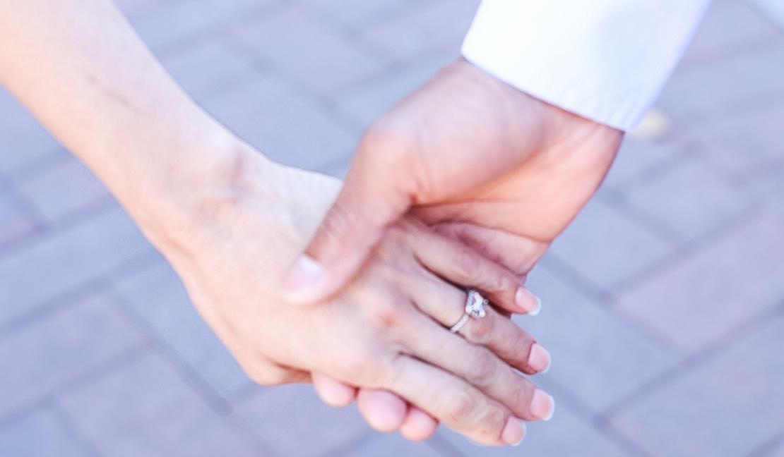 The Wedding Website of Theavy In and Det Bounyasane