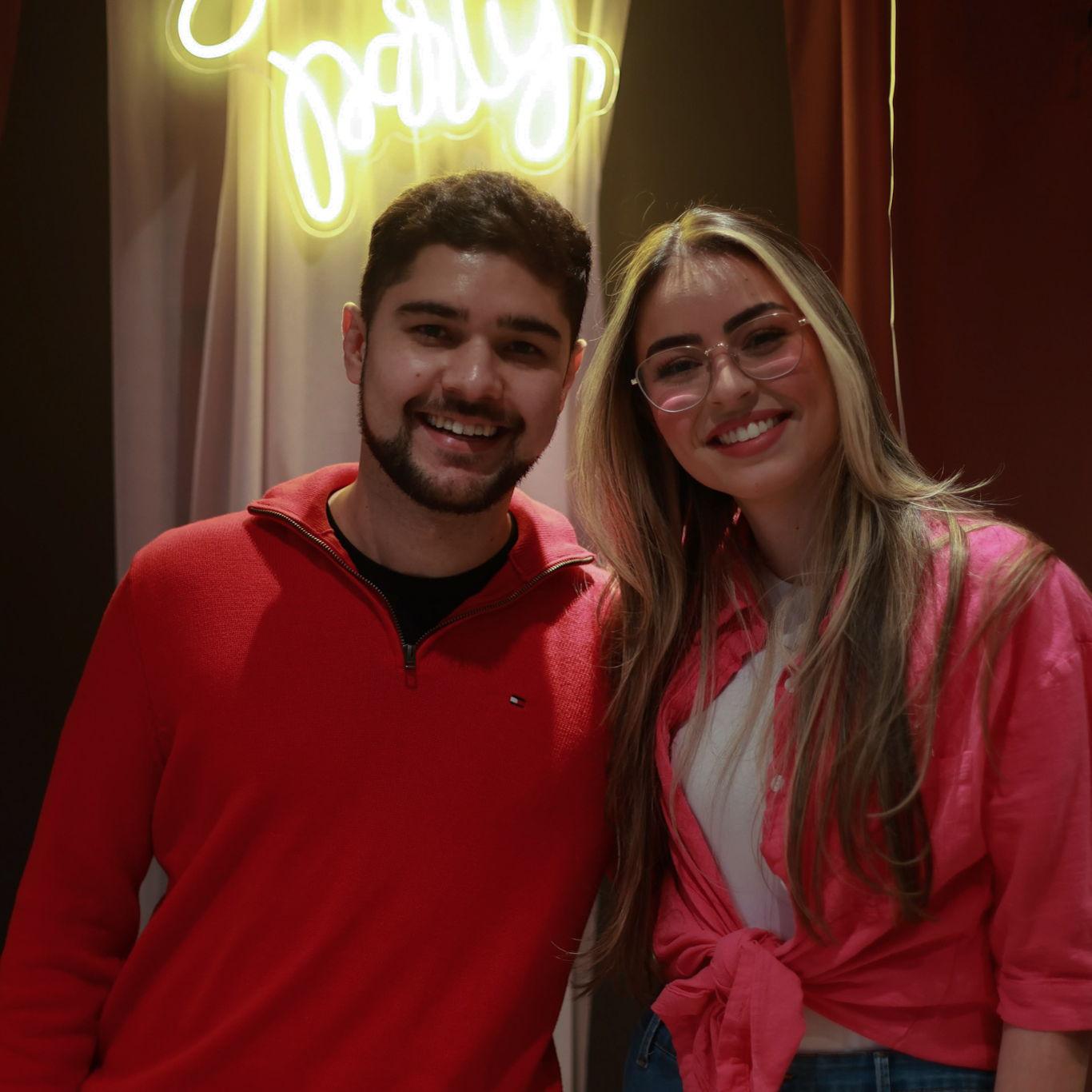 Nossa primeira foto juntos.