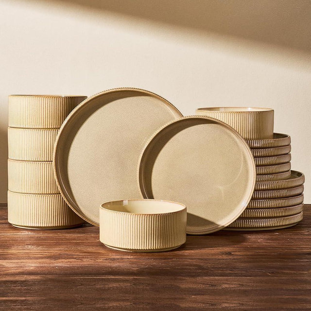 Stoneware Plates and Bowls Dishes Sets Service for 6 (18-Piece), Famiware Premium Handcrafted Reactive Glaze Dinnerware Set with Raised Rim, Scratch Resistant, Microwave Dishwasher Safe, Cream