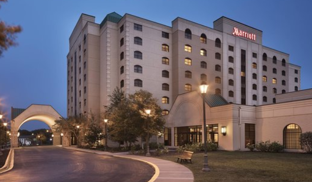 The Wedding Website of Ariel Pitts and Avery Peterson