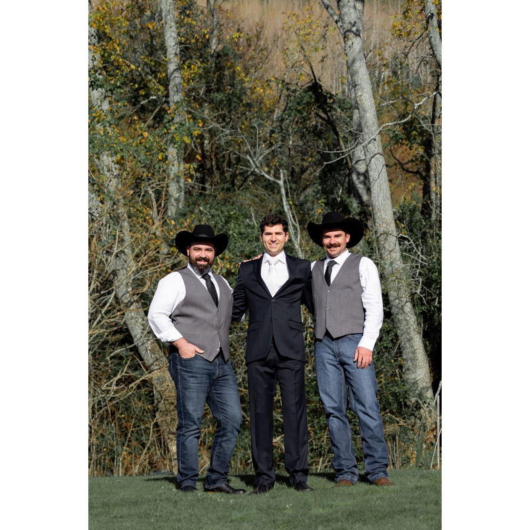 Aaron and the brothers before our NZ ceremony