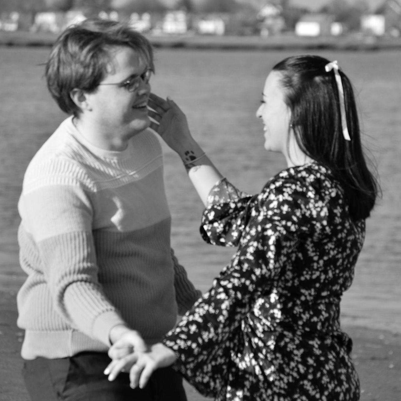 Thank you to Dee for these wonderful engagement photos! Go check out more of her work at @betweenthemomentsphotography on socials or https://betweenthemomentsphotography.pixieset.com