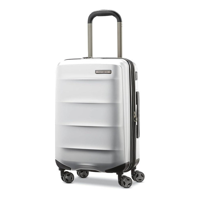Samsonite Octiv Lightweight Hardshell 20-Inch Carry-On Luggage- Durable & Impact Resistant, 360° Aero Trac Spinner Wheels, Adjustable Telescopic Handle, Expandable Suitcase, TSA Approved Lock - Silver