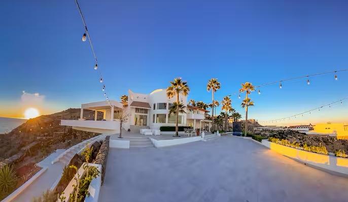 The Wedding Website of Artemiza Menchaca and Benny Rodriguez