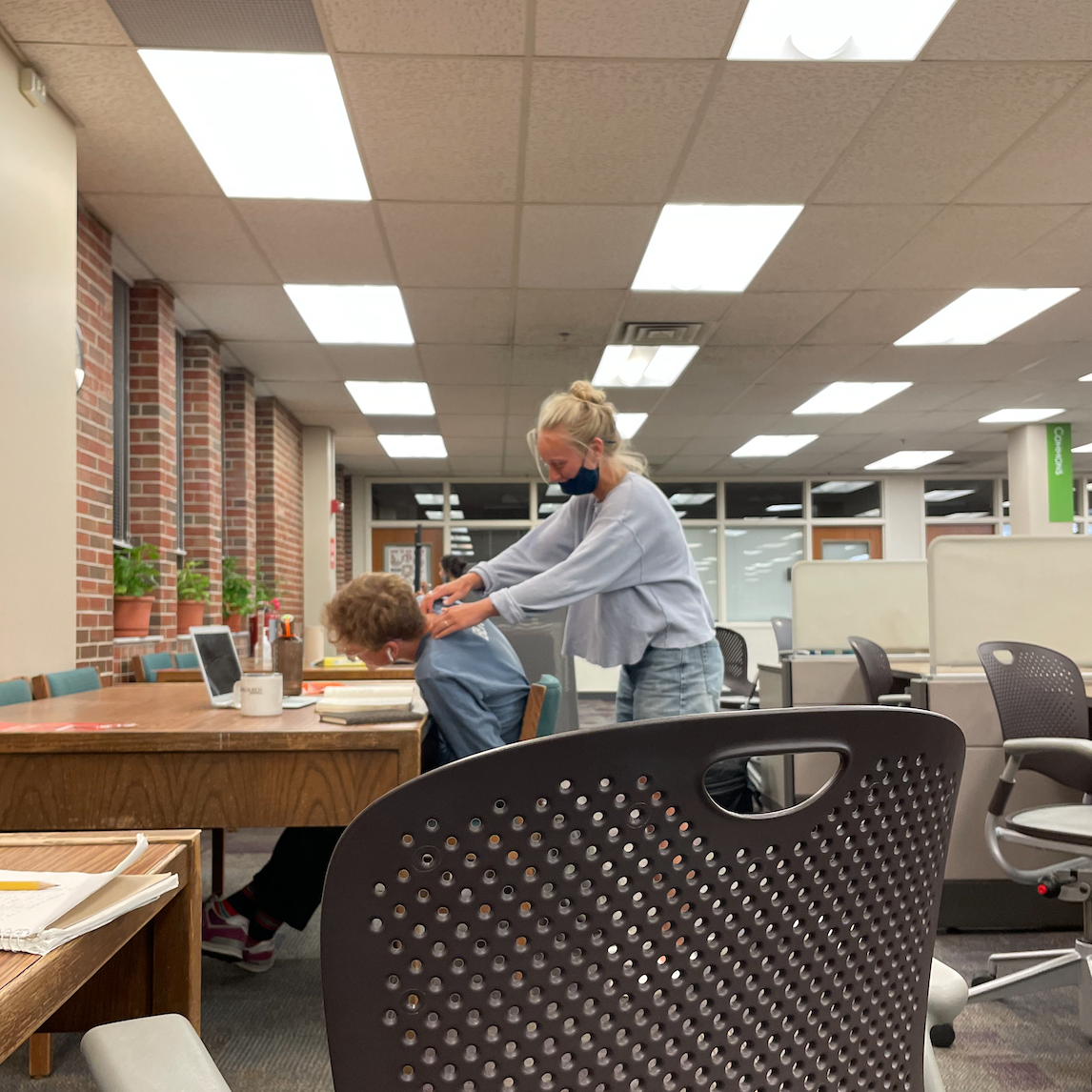 Grace trying to help Ethan study for finals...
FINALS WEEK 2021
Wheaton College, IL