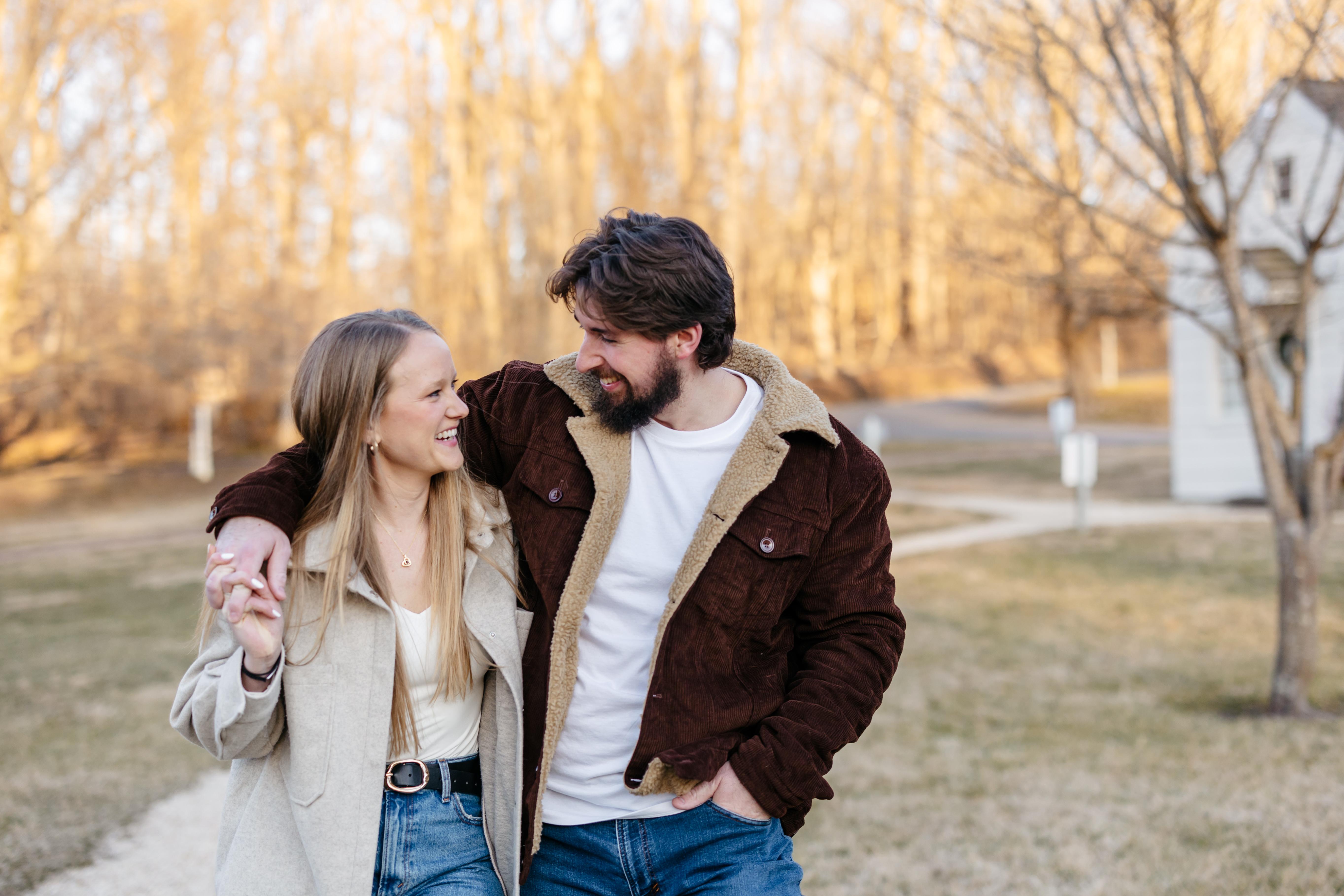 The Wedding Website of Nicole Baumann and Joshua Franklin