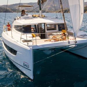 Milos Boat Cruise - Odysseusa Cruises