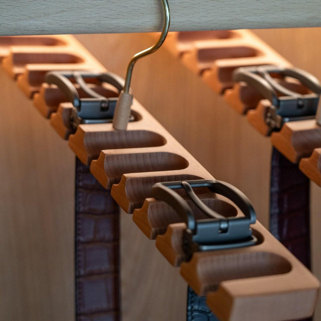 Solid Beechwood Belt Hanger – 12-Slot Wooden Organizer for Closet or Wardrobe