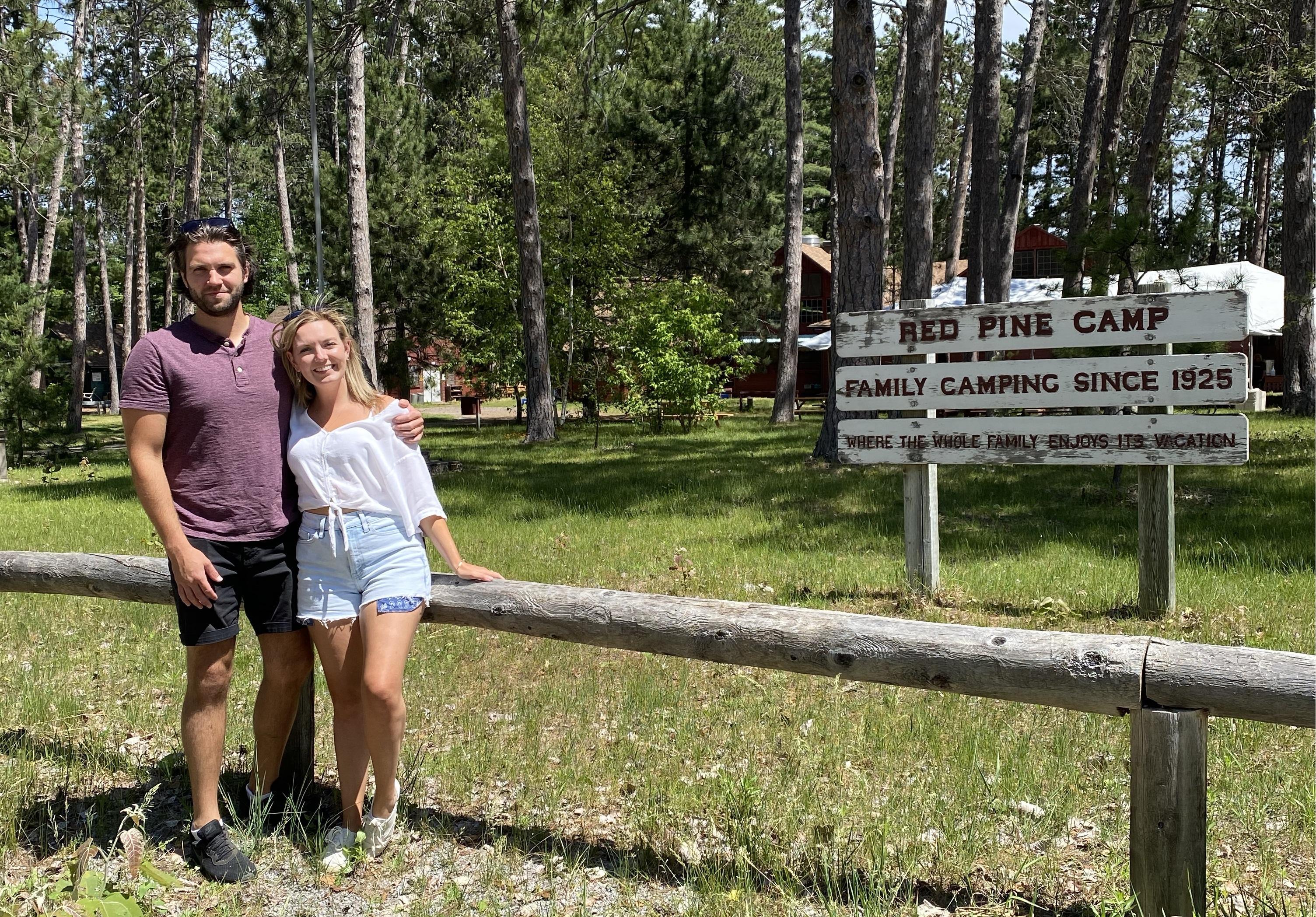 The Wedding Website of Quinn Donohue and Stu Ayling