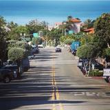 Avenida Del Mar