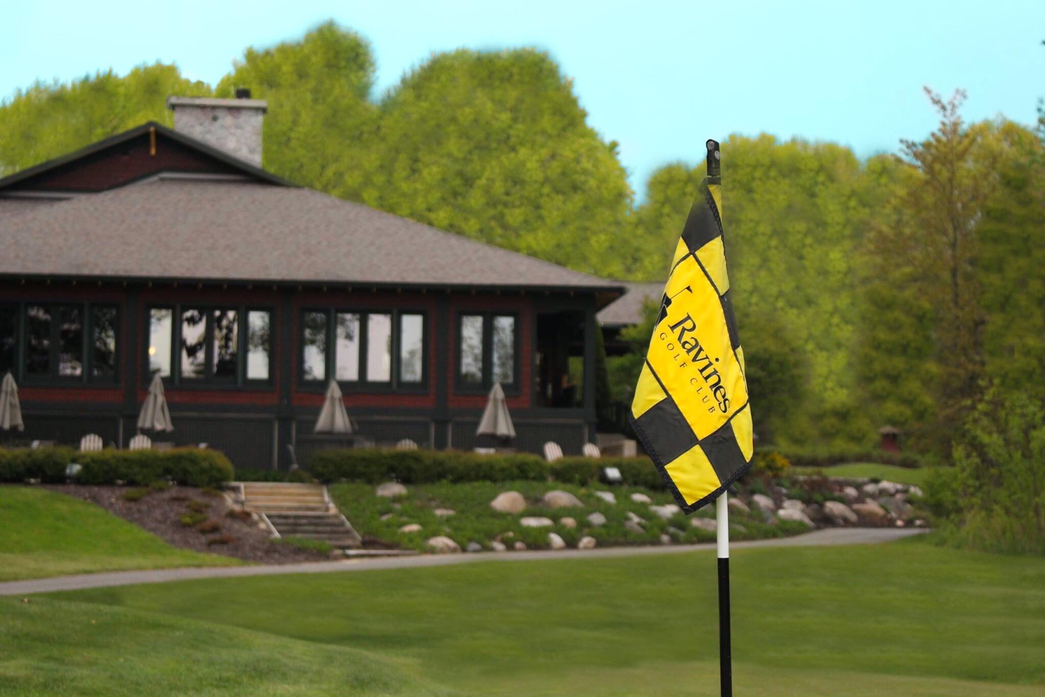 The Wedding Website of Tara Hoelzer and Neal Humbarger