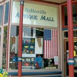 Noblesville Antiques on the Square
