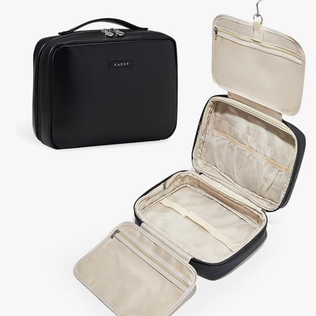 Grooms Travel Toiletry Hanging Bag With Hooks