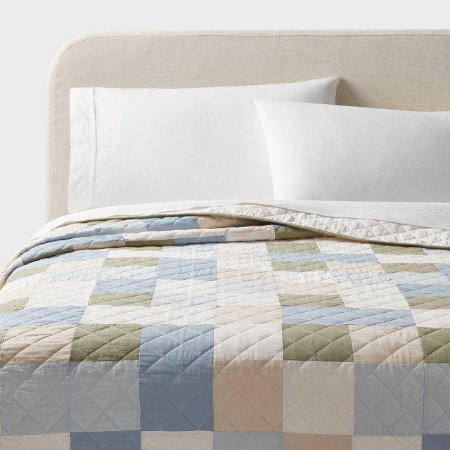 King Trad Channel Stitch Velvet Quilt Blue/Ivory/Green - Threshold™