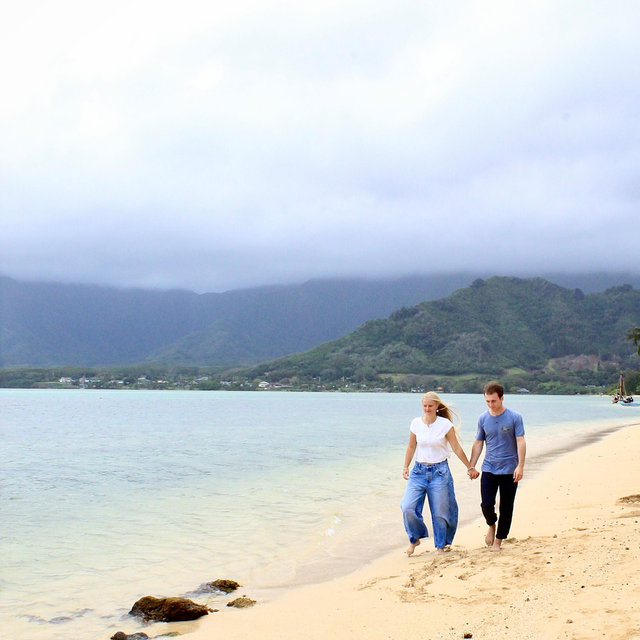 Moving to Hawaii Fund (Card)
