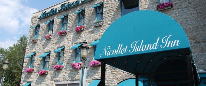 The Wedding Website of Audrey Langlois and Wallace Burchett
