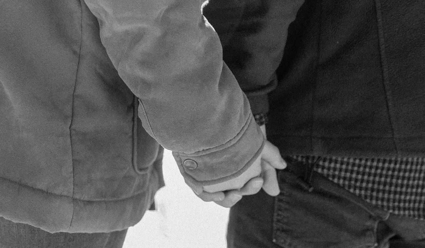 The Wedding Website of Roxana Gutierrez and Cooper Downie