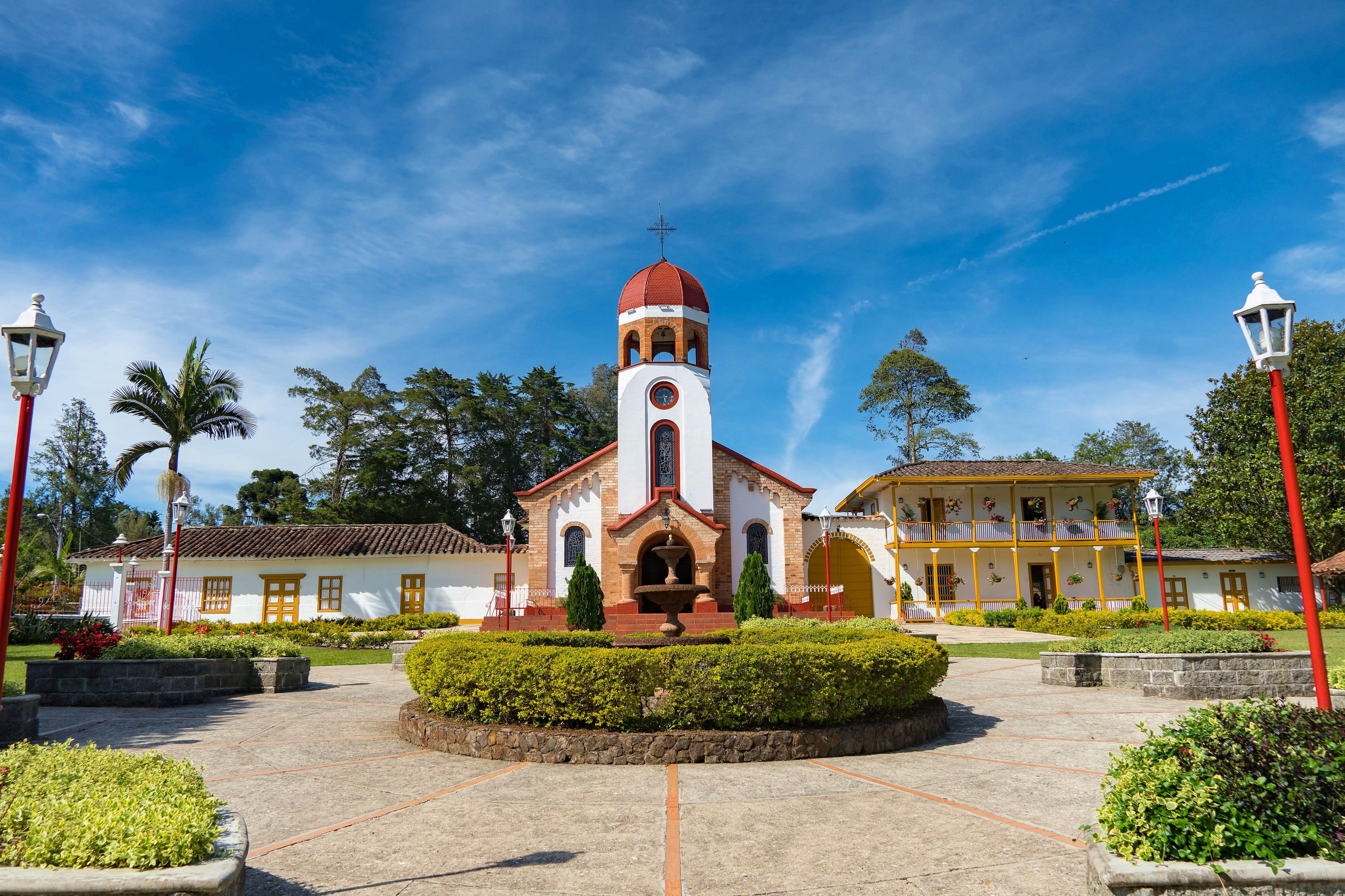 The Wedding Website of Camila Restrepo and Raul Ortiz