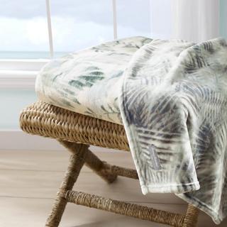Wallpaper Leaves Reversible Throw Blanket