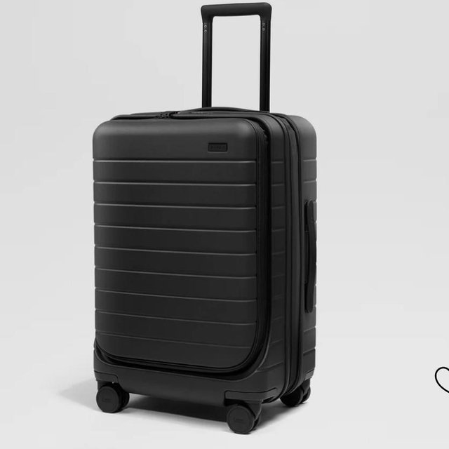 Topside Bigger Carry-On in Black