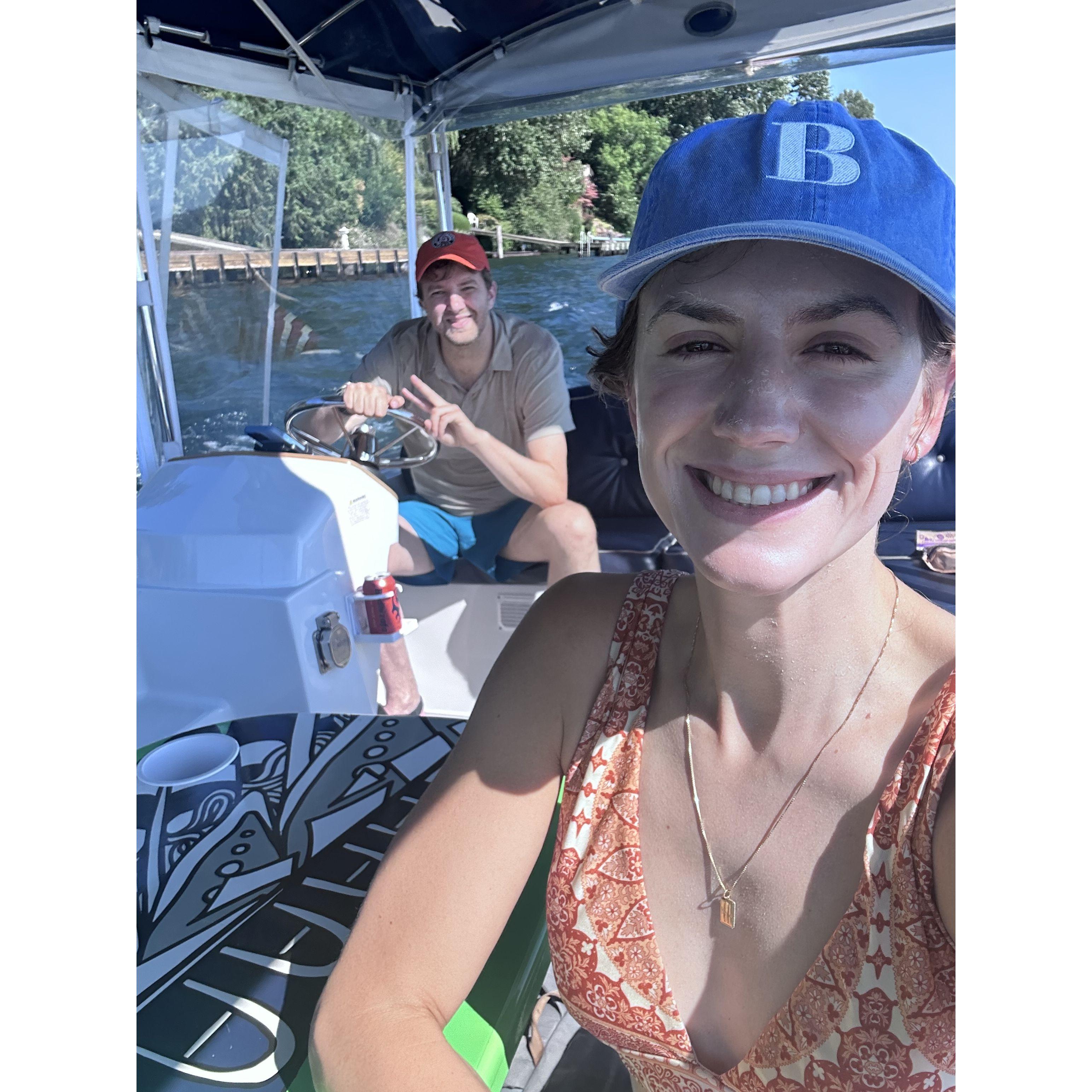Brendan surprised Caroline with a boat on Lake Washington in Seattle. Great date.