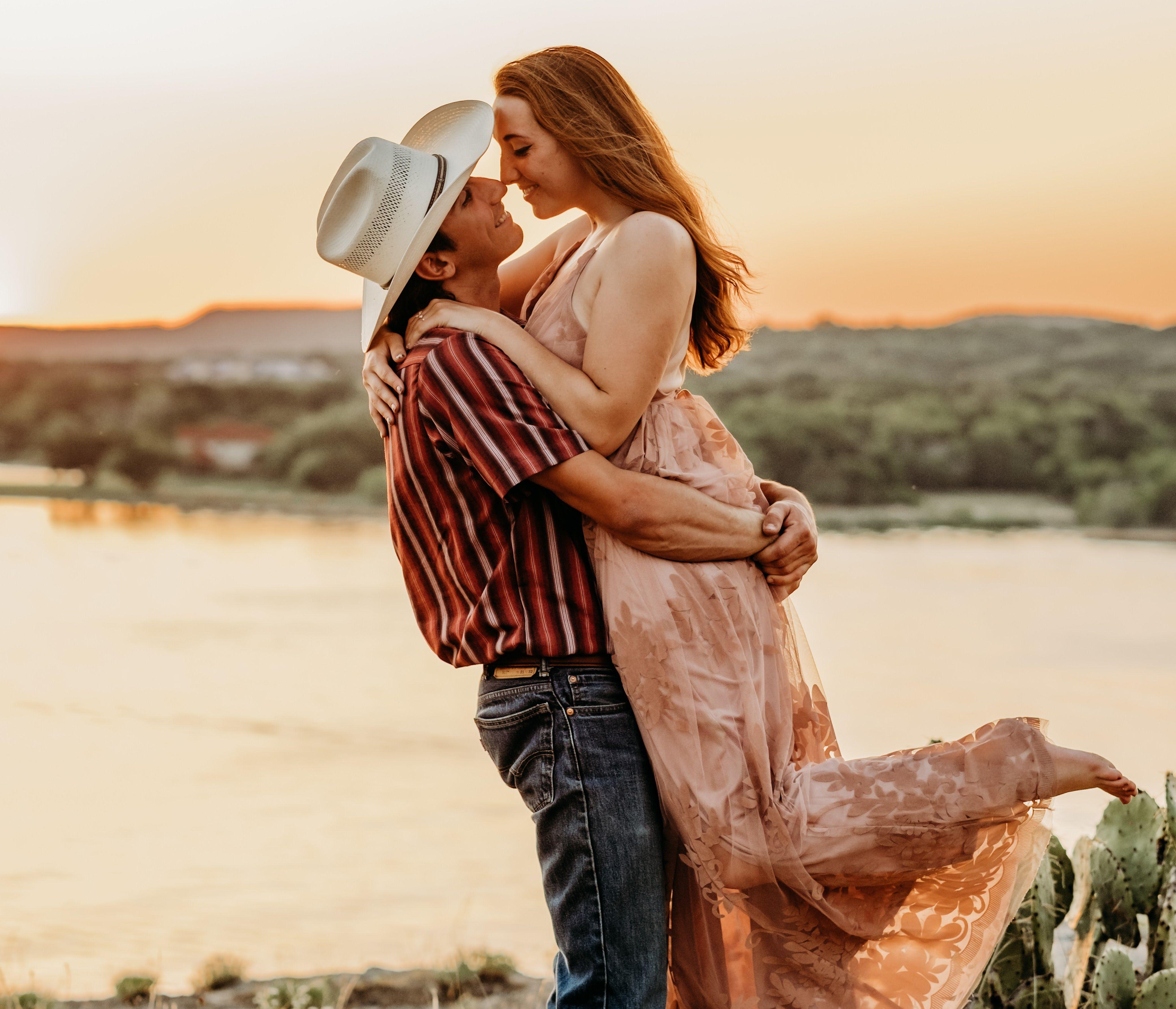 The Wedding Website of Andrea Starr and David Rushlow