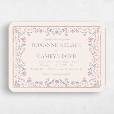 Beige Rounded Wedding Invitation - Maglorie Landscape
