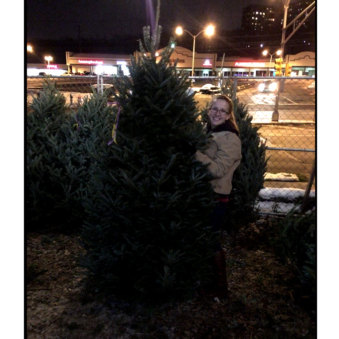 Kaitlin and I were put in charge of finding my family's Christmas tree for the 2017 holiday seasons. There was no better place than the good ol' Tree Lot in Cedar Grove, NJ!