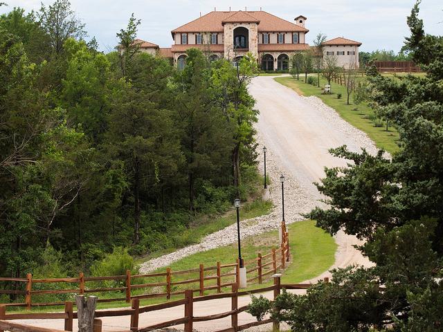 The Wedding Website of Johnny Lopez and Joselyn Romero