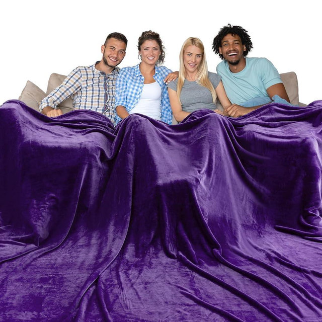 HOMFINE Super Big Fleece Blanket - Oversized King Blanket 140"x140", Soft Cozy Extra Large 350GSM Flannel Throw Blanket for Bed, Couch, Sofa, Travel, Camping, Purple, 12'x12'