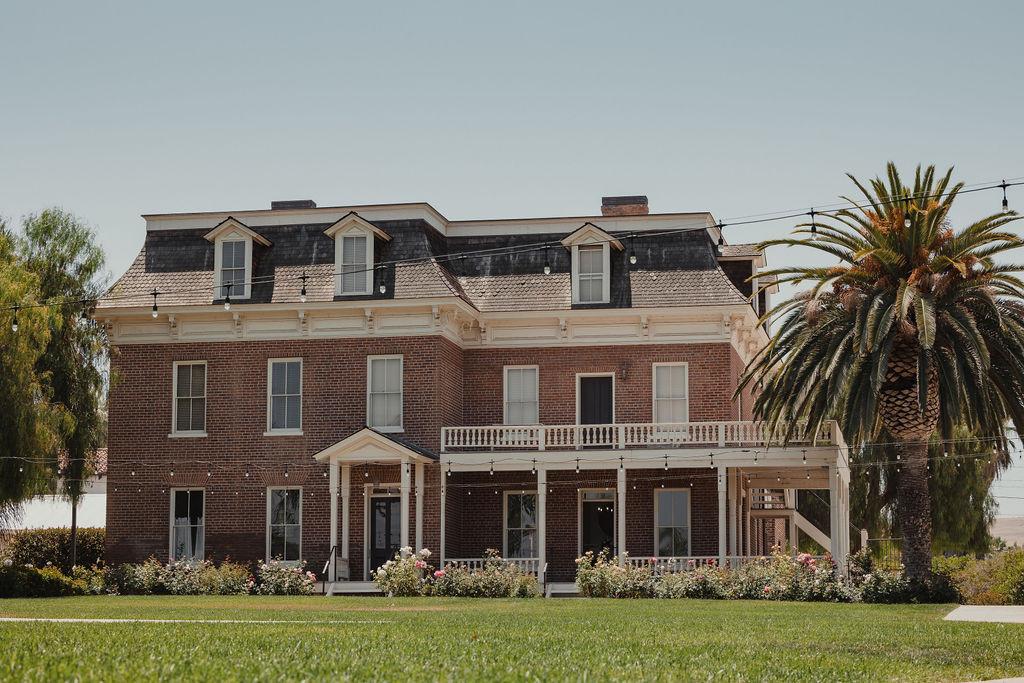 The Wedding Website of Alyssa Quiroz and Erick Campos
