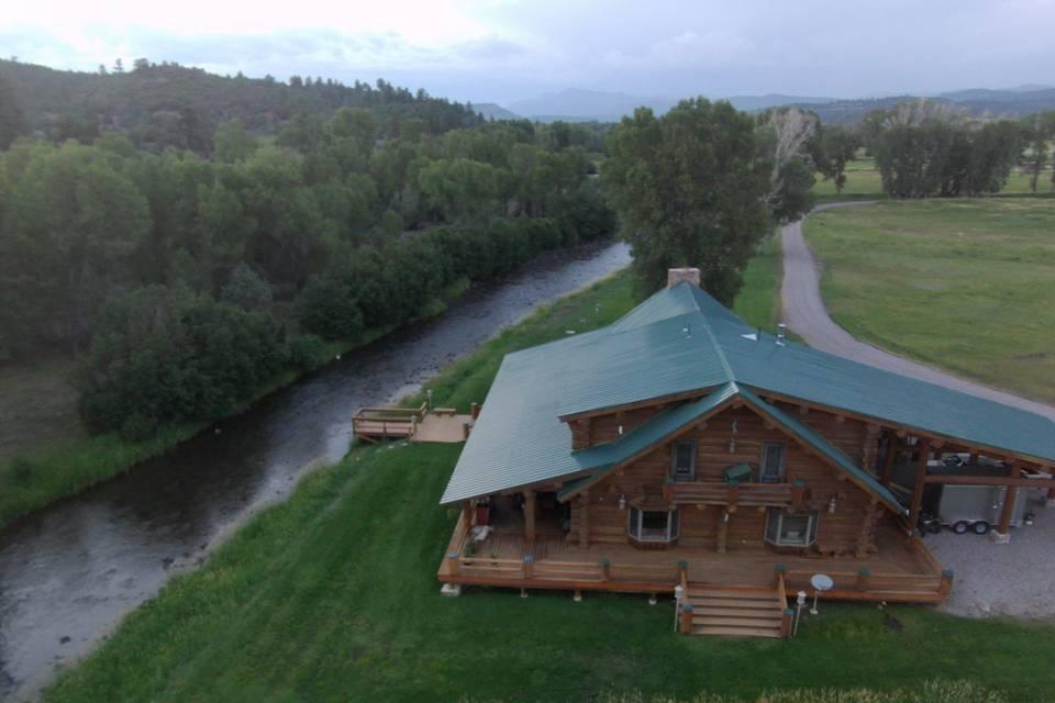 The Wedding Website of Ashley Mitchusson and Kent Balcom II