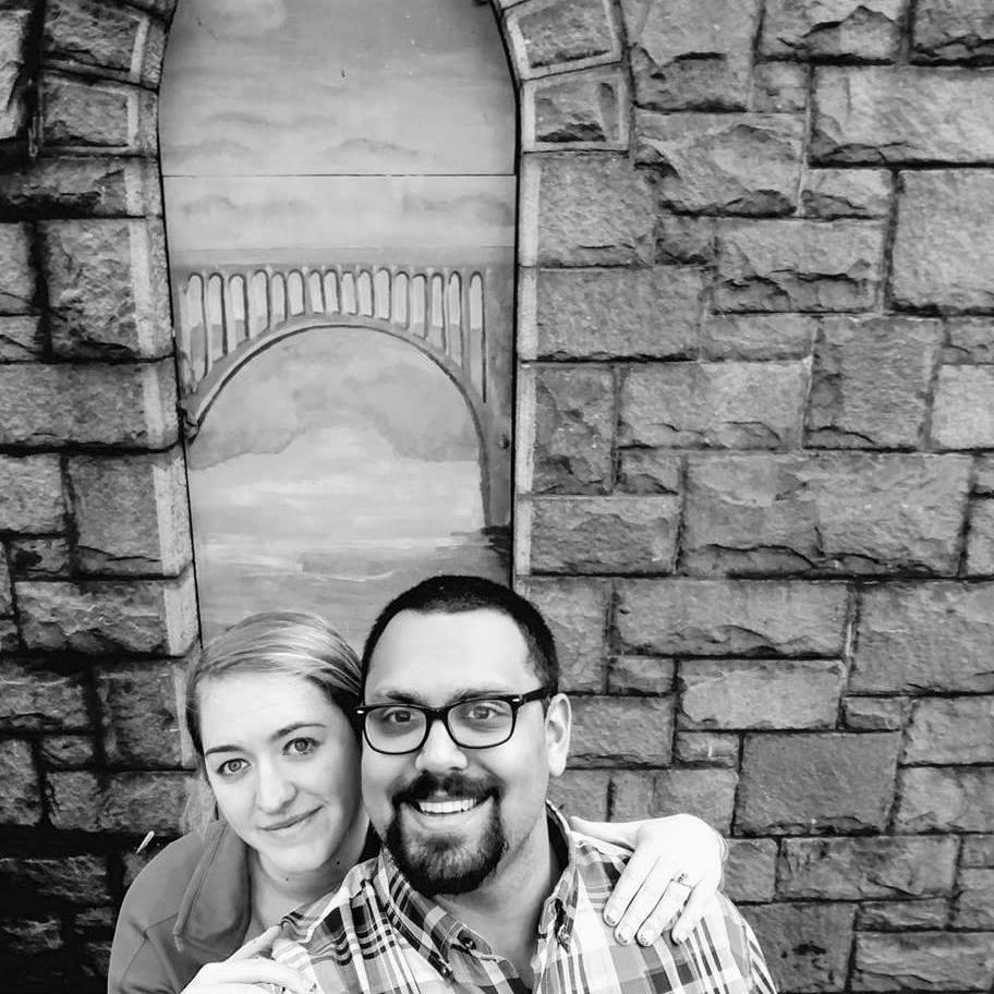 Engagement selfie photoshoot