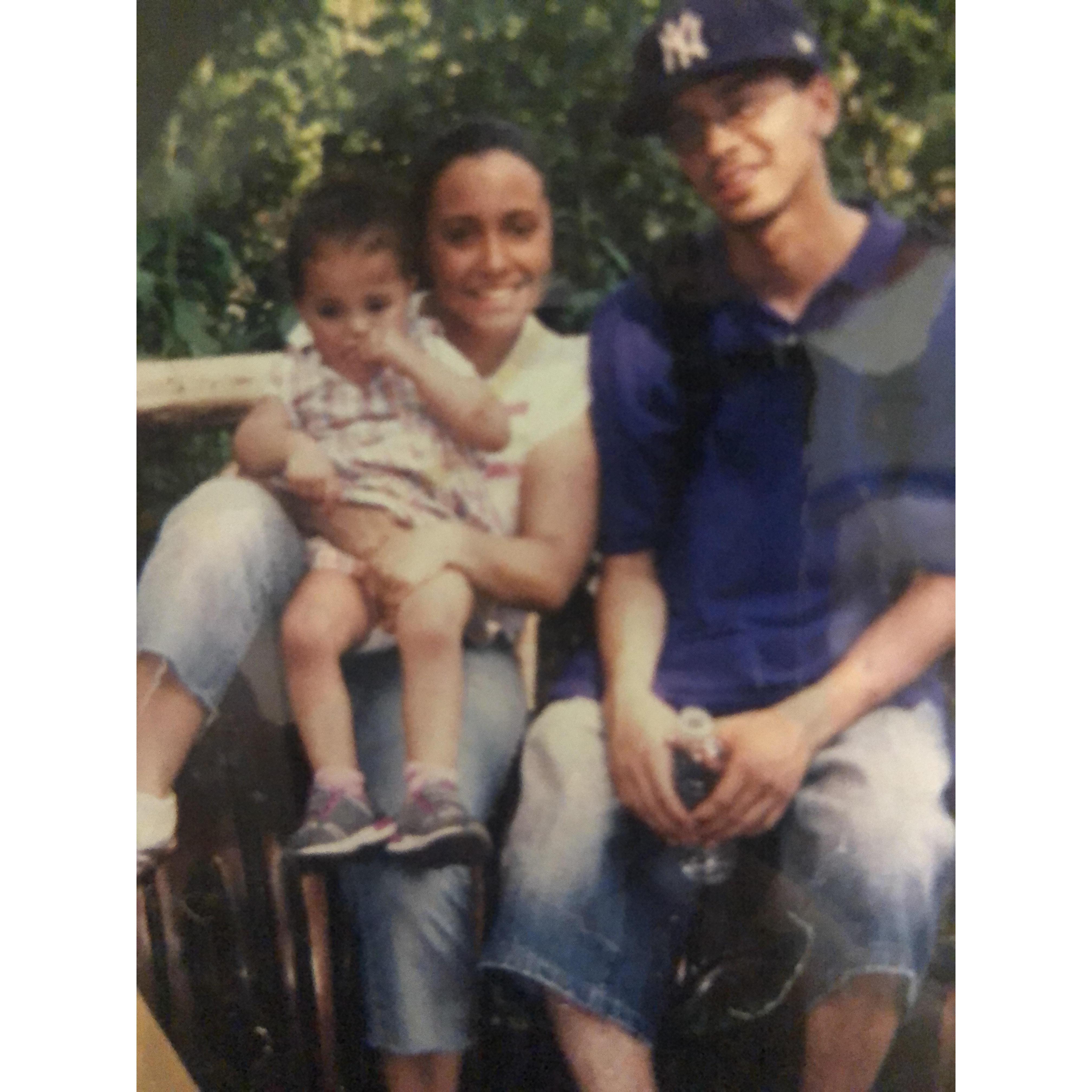 (Circa 06)While the quality of this pic isn't the best. I love this pic! Ella was 2 ys/o here. I was on my way to the Bronx Zoo with Alex's sister. Alex tagged along.Glad he did.As friends, we had fun