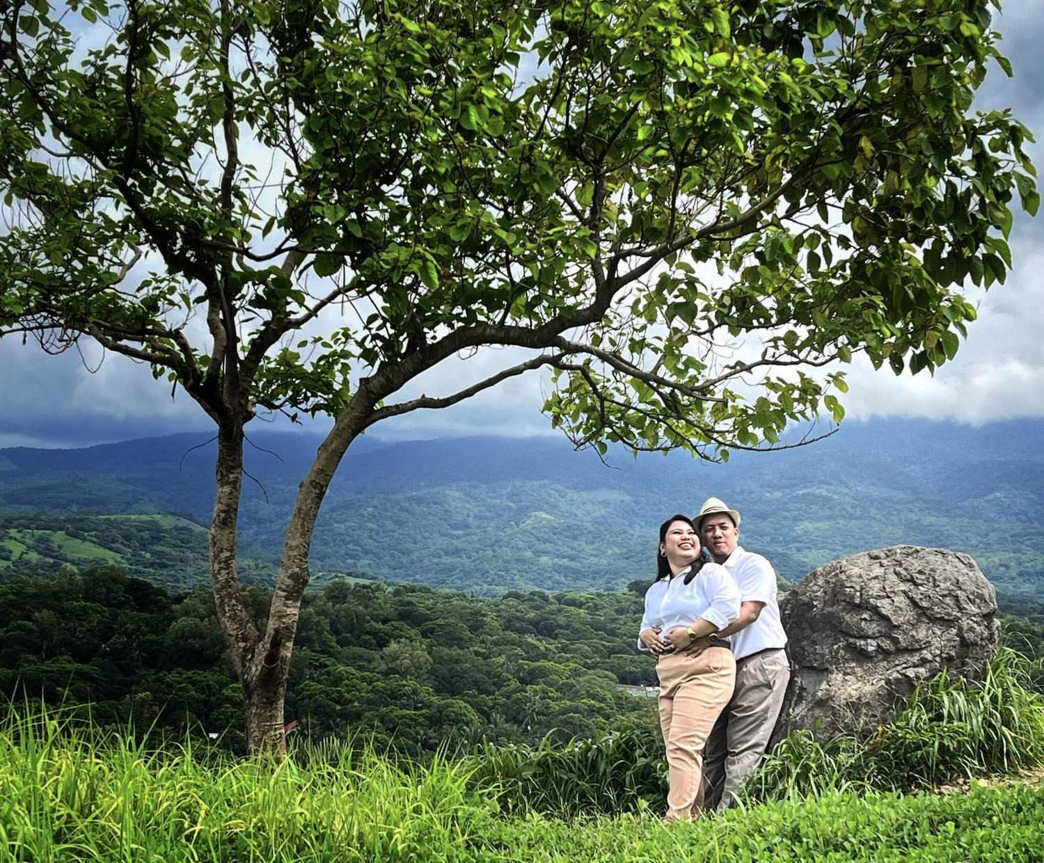 The Wedding Website of Angelo Rodriguez and Rona Caraig