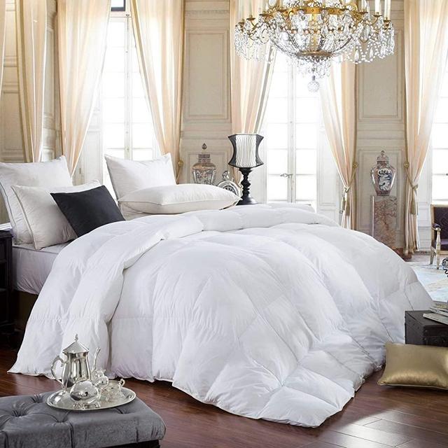 Egyptian Bedding 600-Thread-Count Egyptian Cotton Siberian Goose Down Comforter, 55 oz. Fill Weight, Hypoallergenic - Baffle Box Design - Solid White (Queen Size)