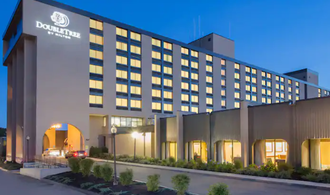 The Wedding Website of Stephanie Ryan and Stephen Demers