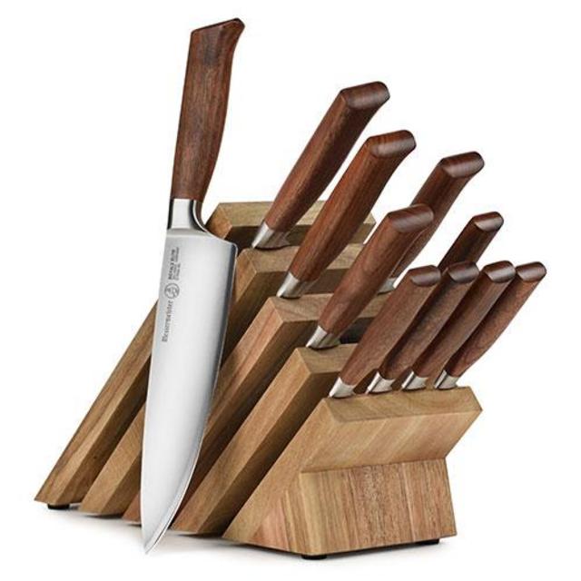 Contribute to a Messermeister Royale Elite 11 Piece Magnetic Knife Block Set