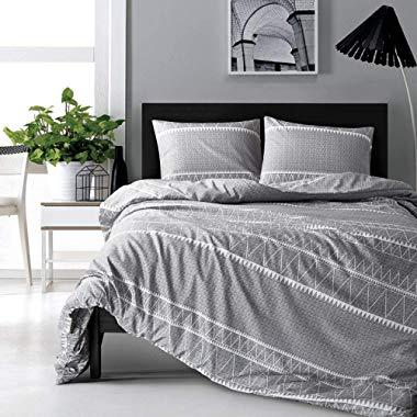 HYPREST Bohemian Queen Duvet Cover Set Lightweight Soft Grey Triangle 3PC Comforter Cover Set Hotel Quality (Queen)