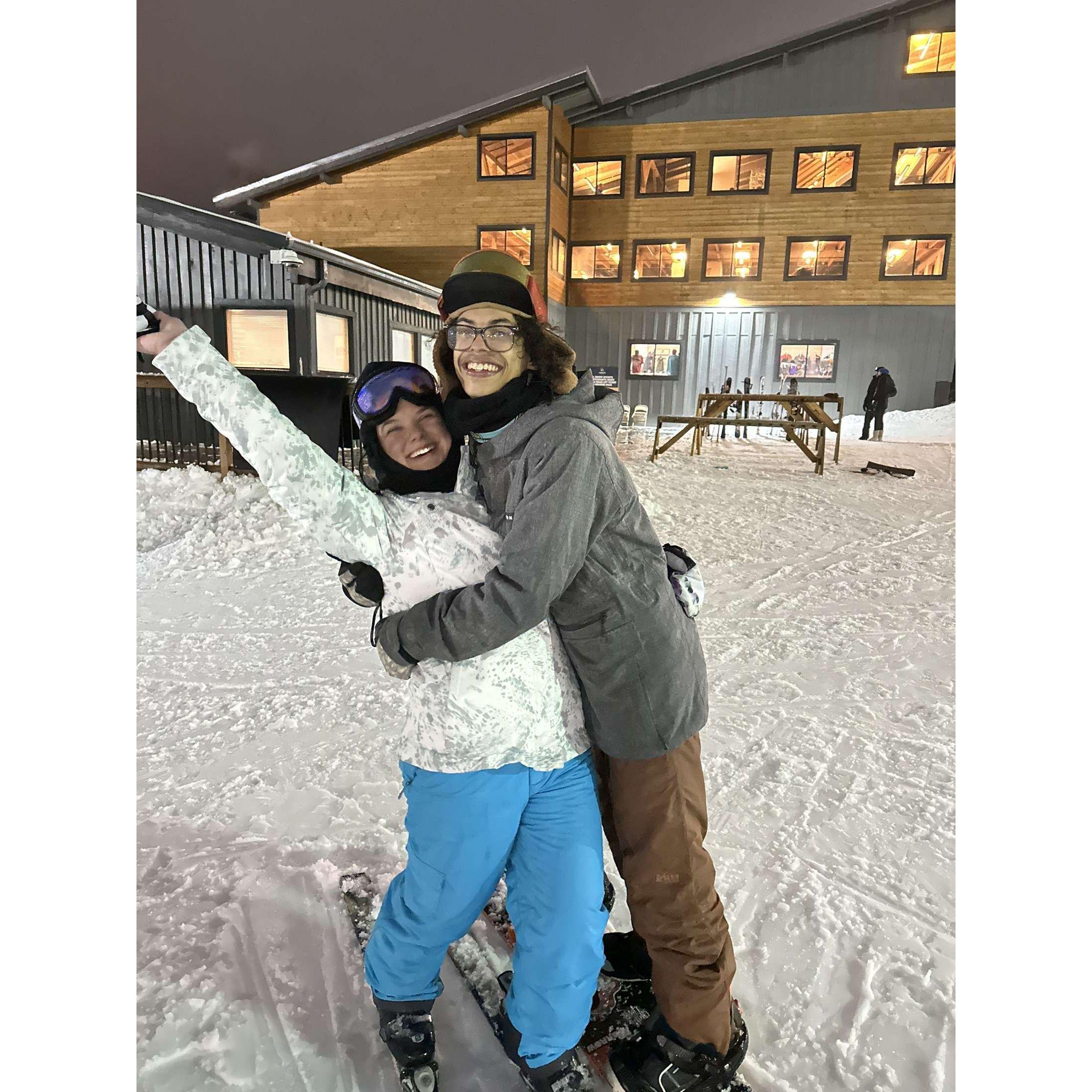 After our engagement we went skiing with friends!