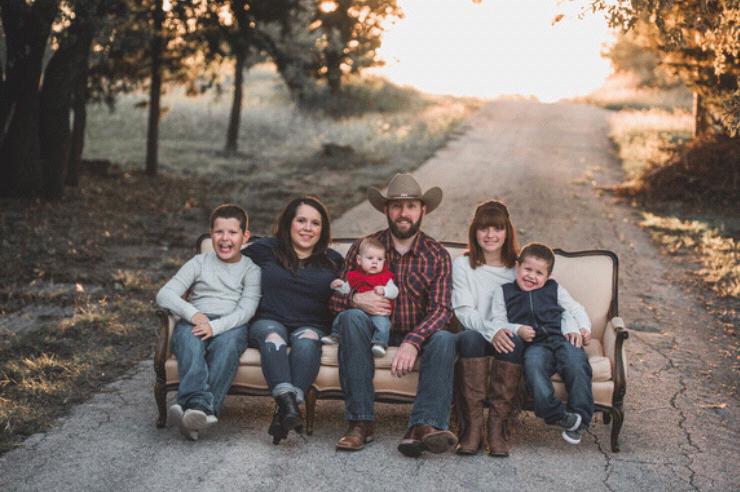 Fall Family Pictures (10.18)