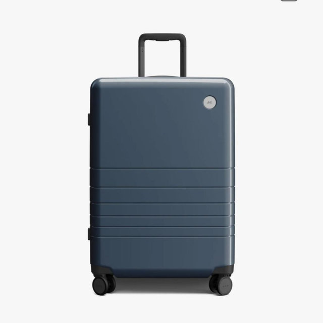 Check-In Medium