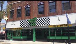 Quaker Steak & Lube