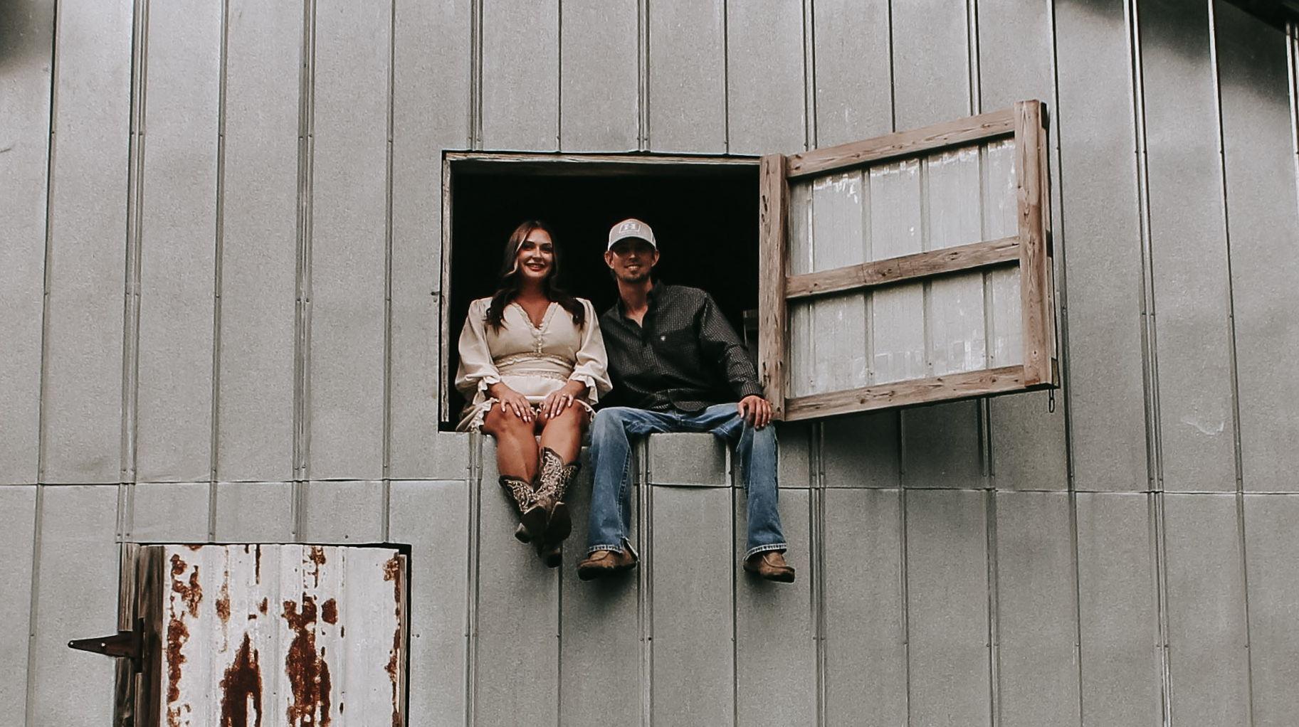 The Wedding Website of Morgan Luttrell-Waitcus and Travis Gilbert