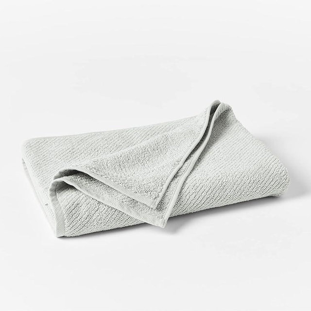 Coyuchi Air Weight Organic Bath Towel, 27"x54", Fog