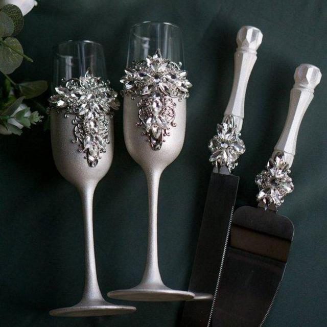 Wedding Flute and Cake Cutting Set, Silver & Crystal Wedding Set, Wedding Cake Server and Knife, Engraved Cake Serving Set, Wedding Gift Set