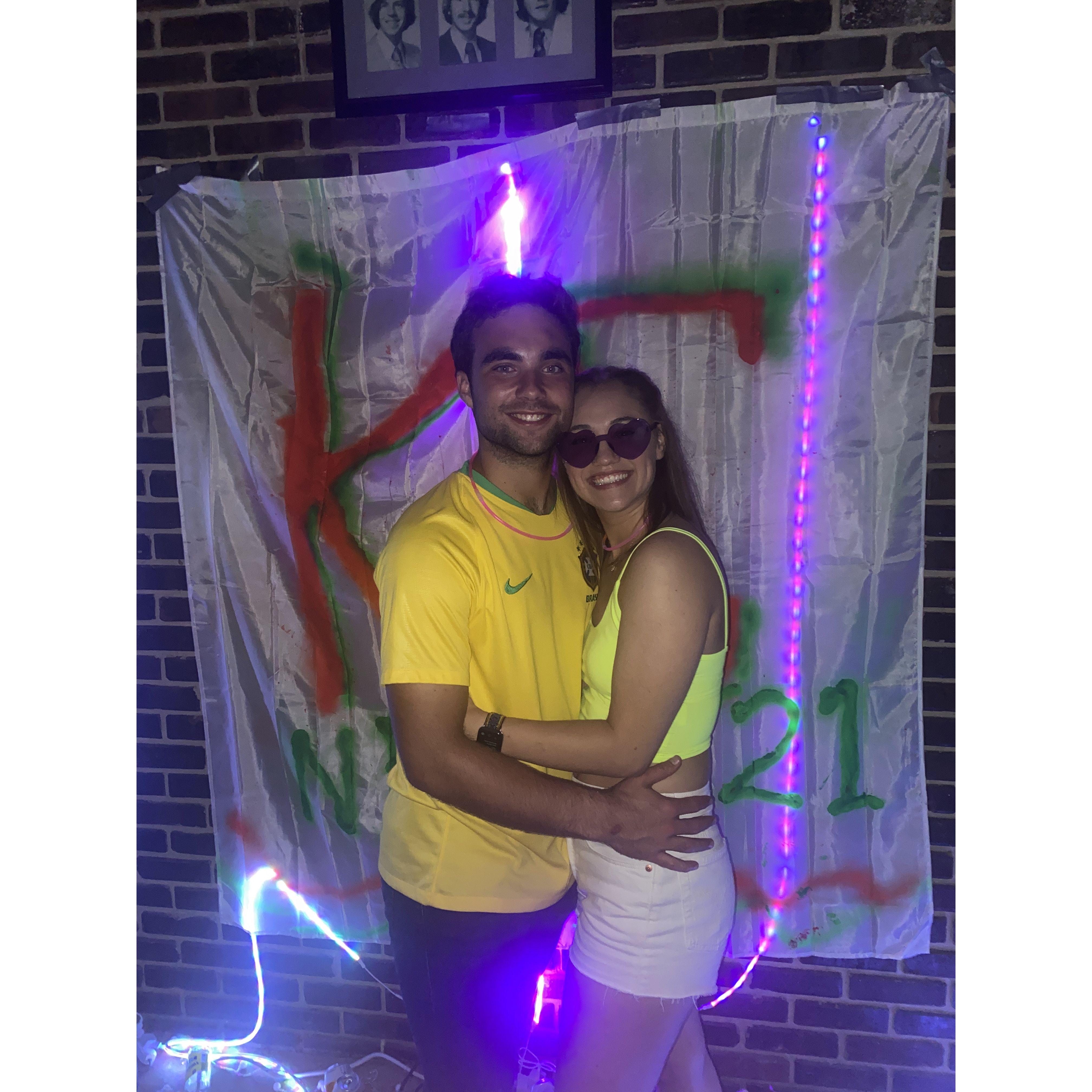 Neon Party...Iconic night